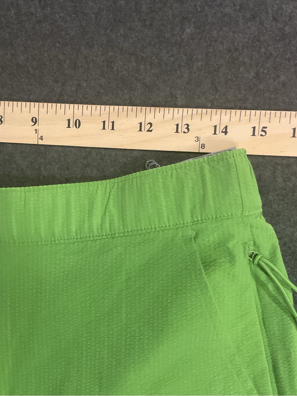 NWT VRST Men's Neon Green Athletic Shorts - Lightweight Performance M - Picture 10 of 11